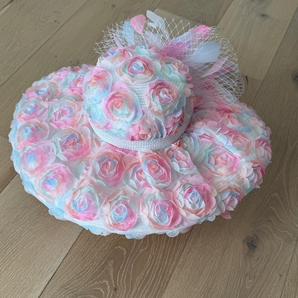 Bellissima Floral Overlay Dressy Derby Hat NWT - Picture 2 of 10